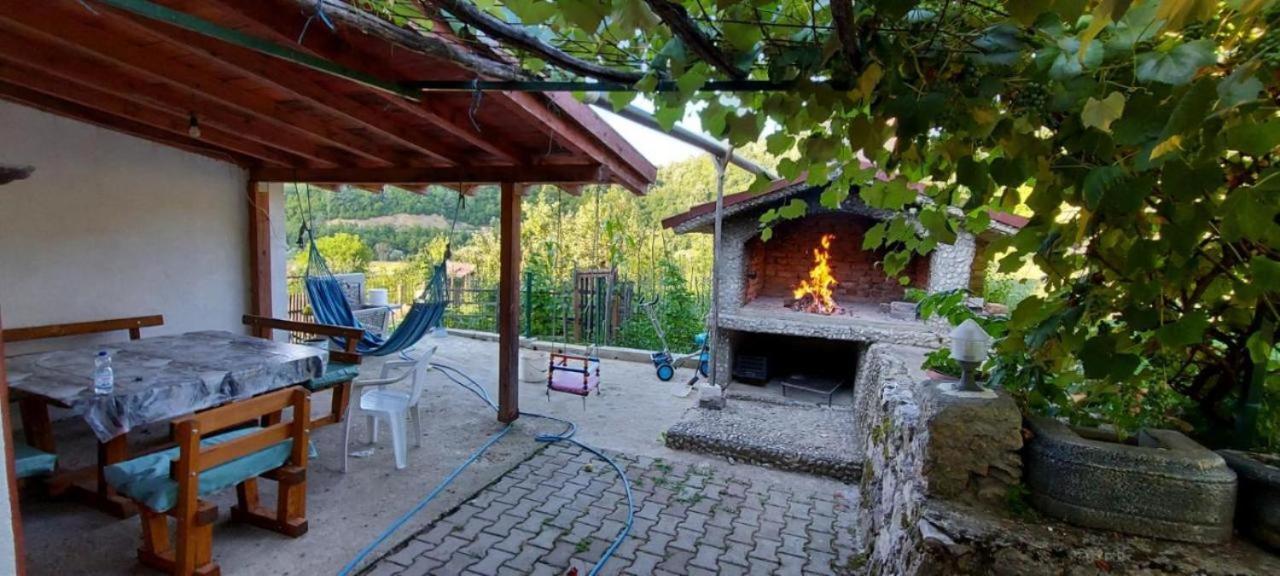 Appartement Oaza Deli à Kulen Vakuf Extérieur photo